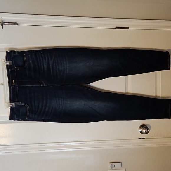 Highest Rise Jegging - Picture 1 of 5